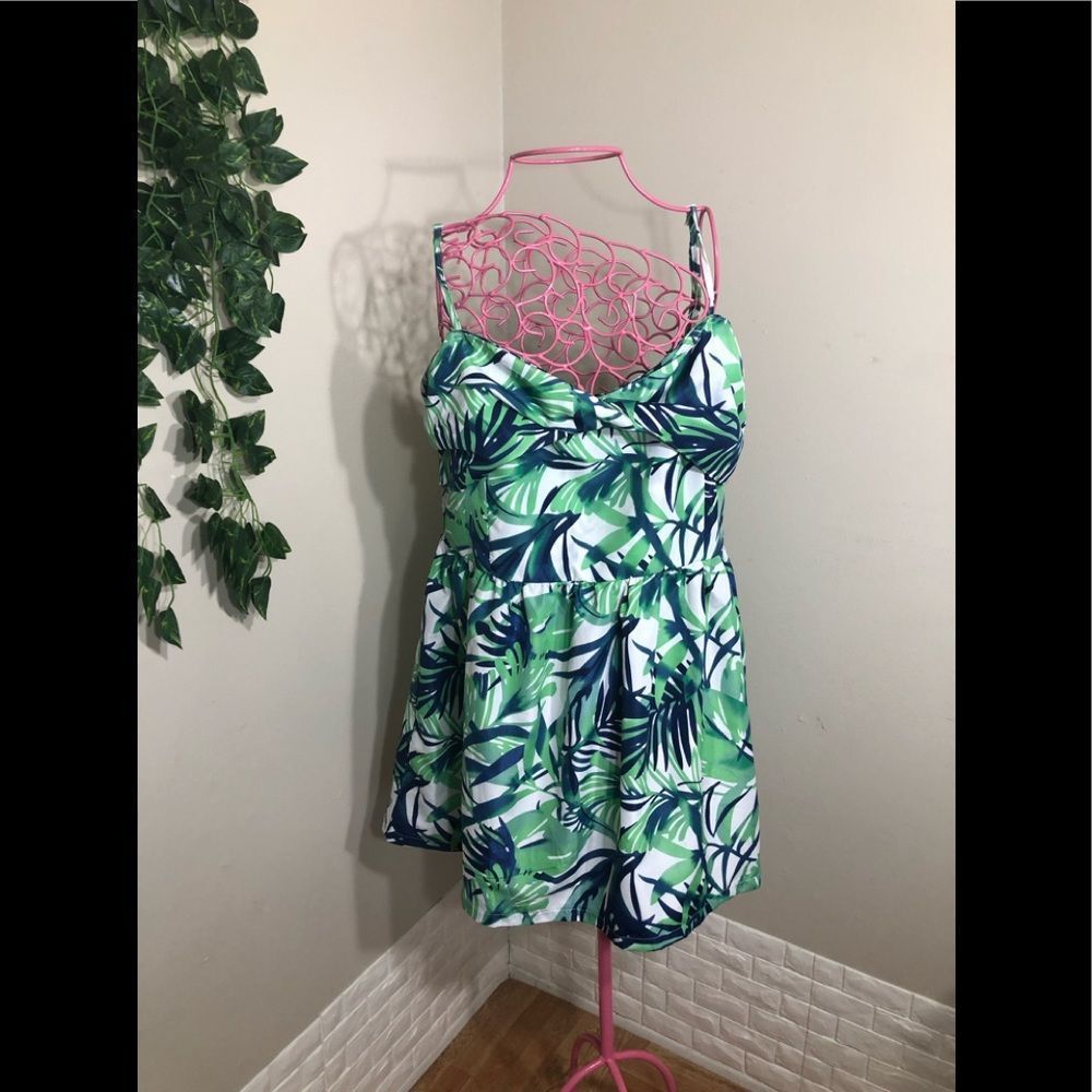 Go Coco Tropical print mini dress🌴